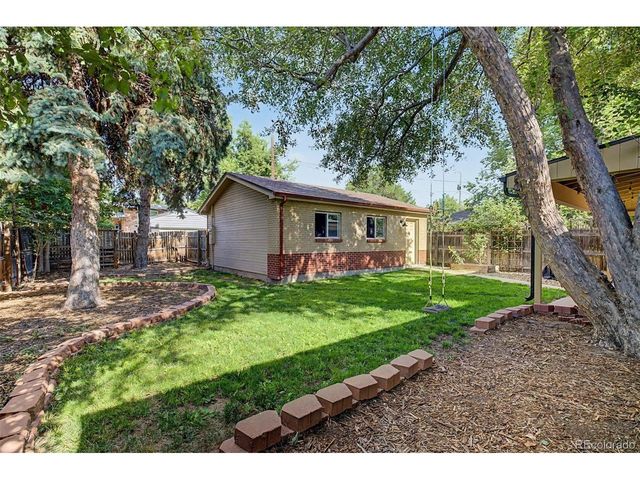 2960 S Corona St, Englewood, CO 80113