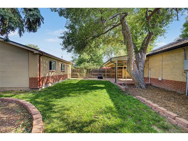 2960 S Corona St, Englewood, CO 80113
