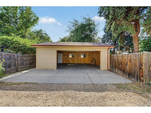 2960 S Corona St, Englewood, CO 80113
