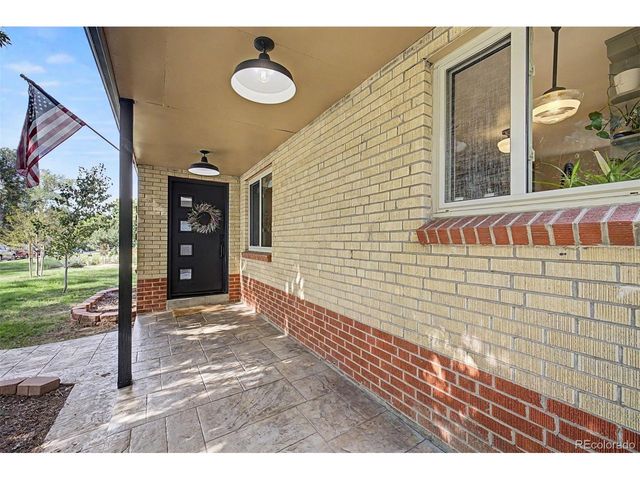 2960 S Corona St, Englewood, CO 80113