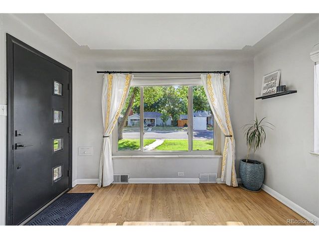 2960 S Corona St, Englewood, CO 80113