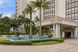 8665 Bay Colony DR 2001, Naples, FL 34108