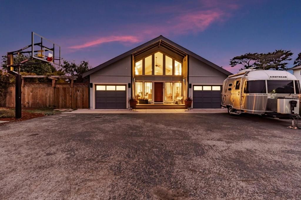 1030 Etheldore Street, Moss Beach, CA 94038