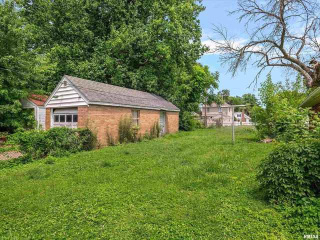 609 Wood Avenue, Springfield, IL 62702