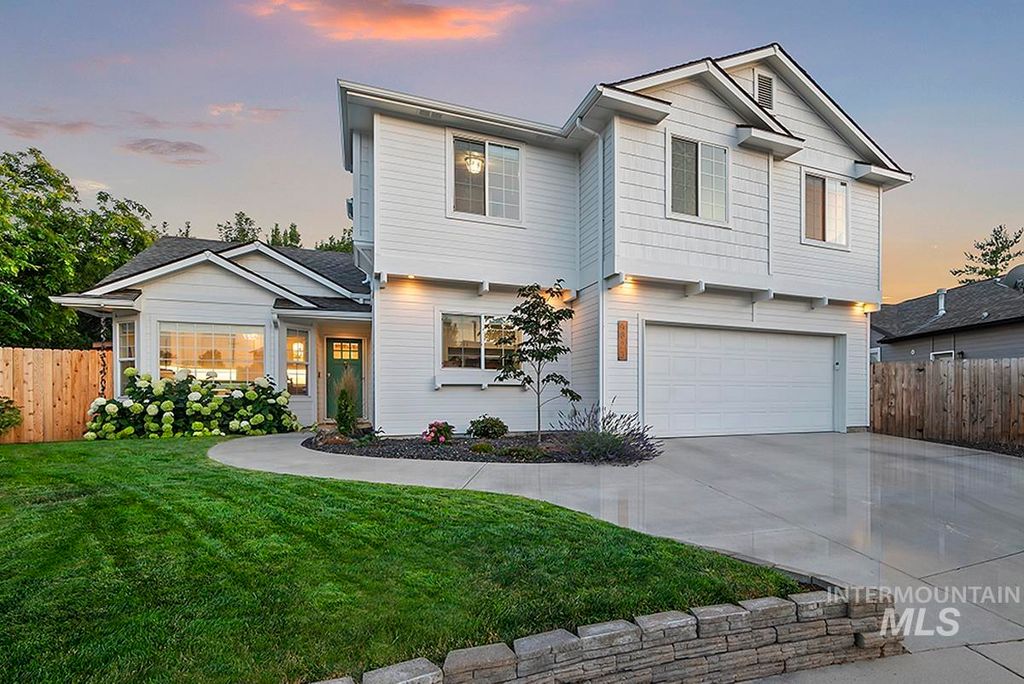 4623 E Baytree Ct, Boise, ID 83716