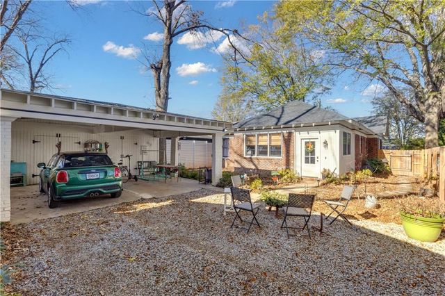 1338 Lucile Avenue, Atlanta, GA 30310