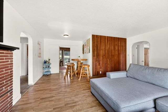755 Walker Avenue, Ashland, OR 97520