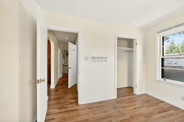 755 Walker Avenue, Ashland, OR 97520