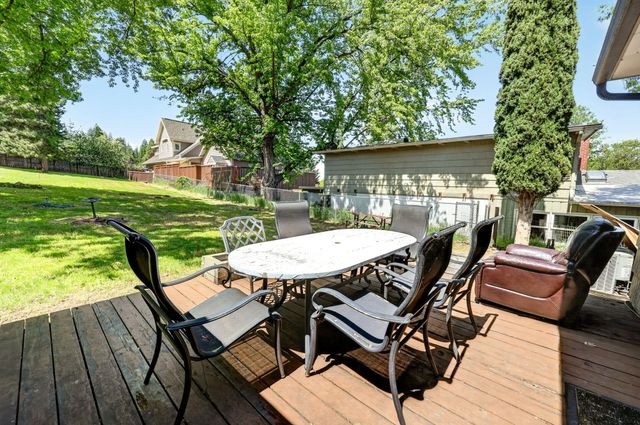 755 Walker Avenue, Ashland, OR 97520