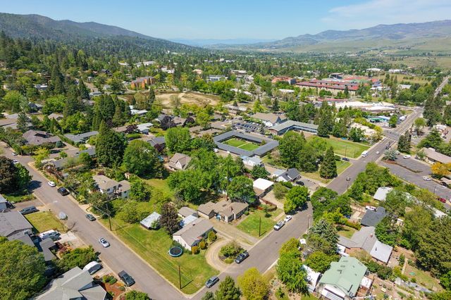 755 Walker Avenue, Ashland, OR 97520