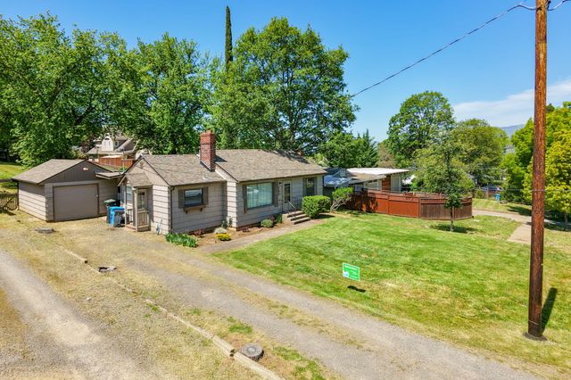 755 Walker Avenue, Ashland, OR 97520