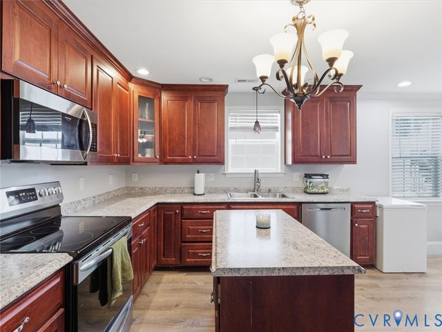 3511 Virginia St, Hopewell, VA 23860