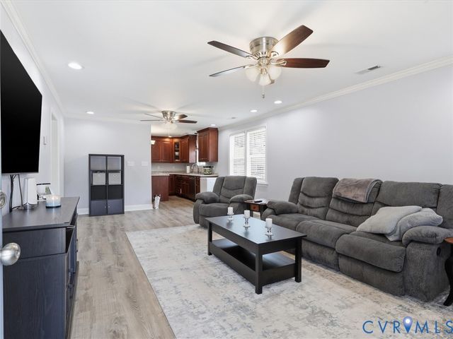 3511 Virginia St, Hopewell, VA 23860