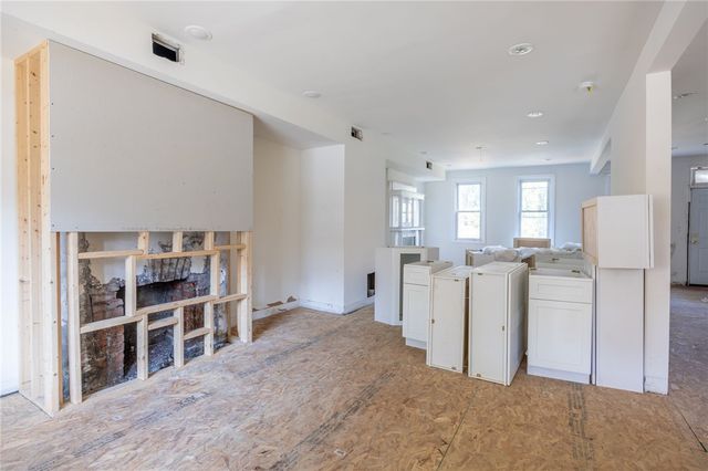 5517 Jackson St, Highland Park, PA 15206