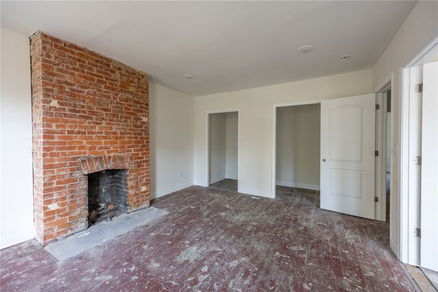 5517 Jackson St, Highland Park, PA 15206