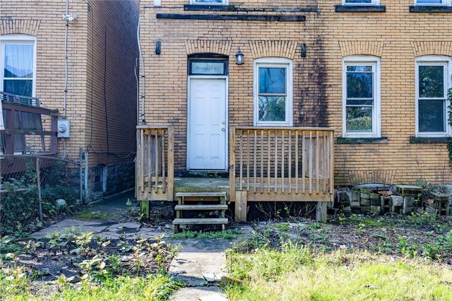 5517 Jackson St, Highland Park, PA 15206