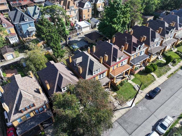 5517 Jackson St, Highland Park, PA 15206