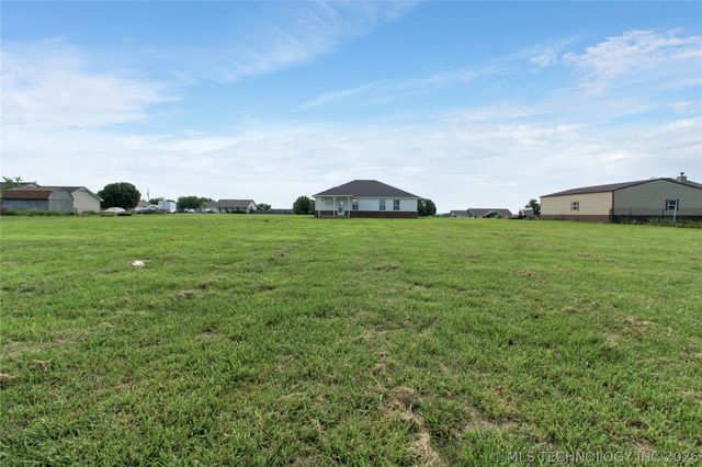 19150 S Coyote Drive, Claremore, OK 74019