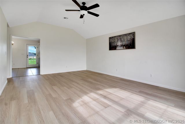 19150 S Coyote Drive, Claremore, OK 74019