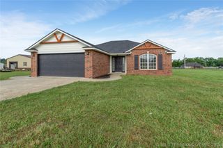 19150 S Coyote Drive, Claremore, OK 74019