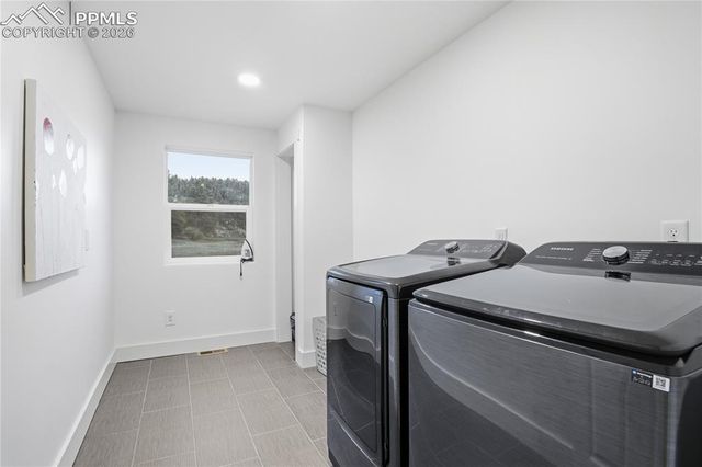 1636 Lakemoor Drive, Florissant, CO 80816