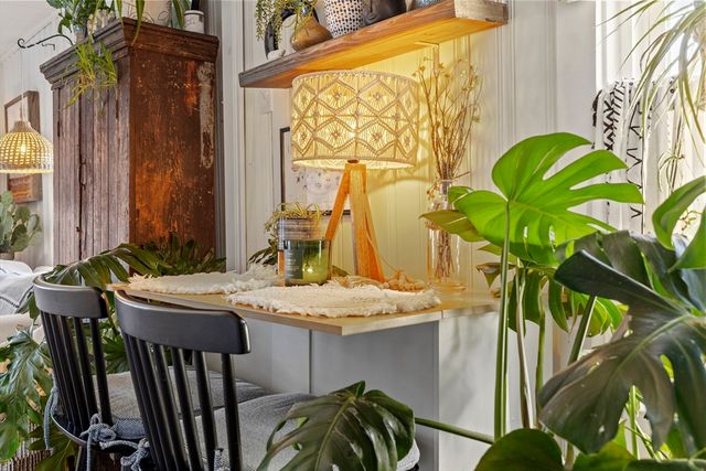 5 Beach St, Mattapoisett, MA 02739