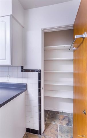 8124-8130 Roxburgh Drive 1E, 1W, 2E, 2W, St Louis, MO 63105