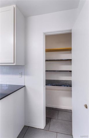 8124-8130 Roxburgh Drive 1E, 1W, 2E, 2W, St Louis, MO 63105