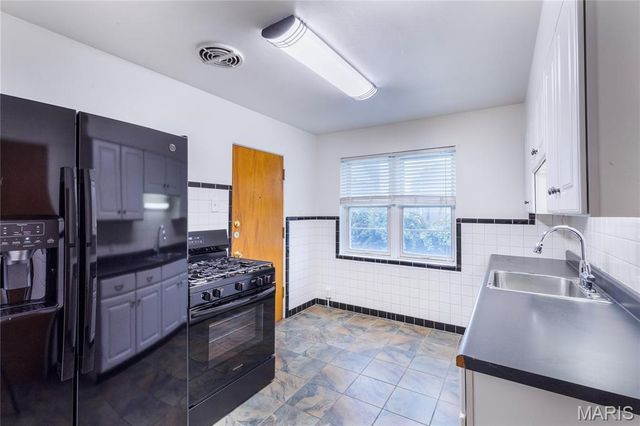 8124-8130 Roxburgh Drive 1E, 1W, 2E, 2W, St Louis, MO 63105