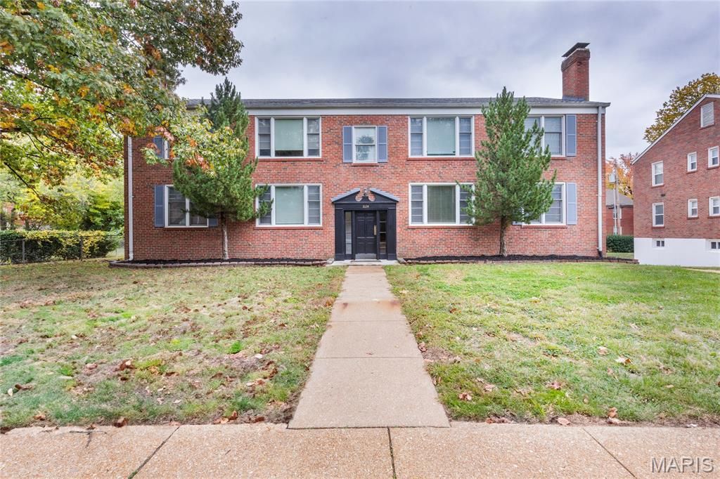 8124-8130 Roxburgh Drive 1E, 1W, 2E, 2W, St Louis, MO 63105