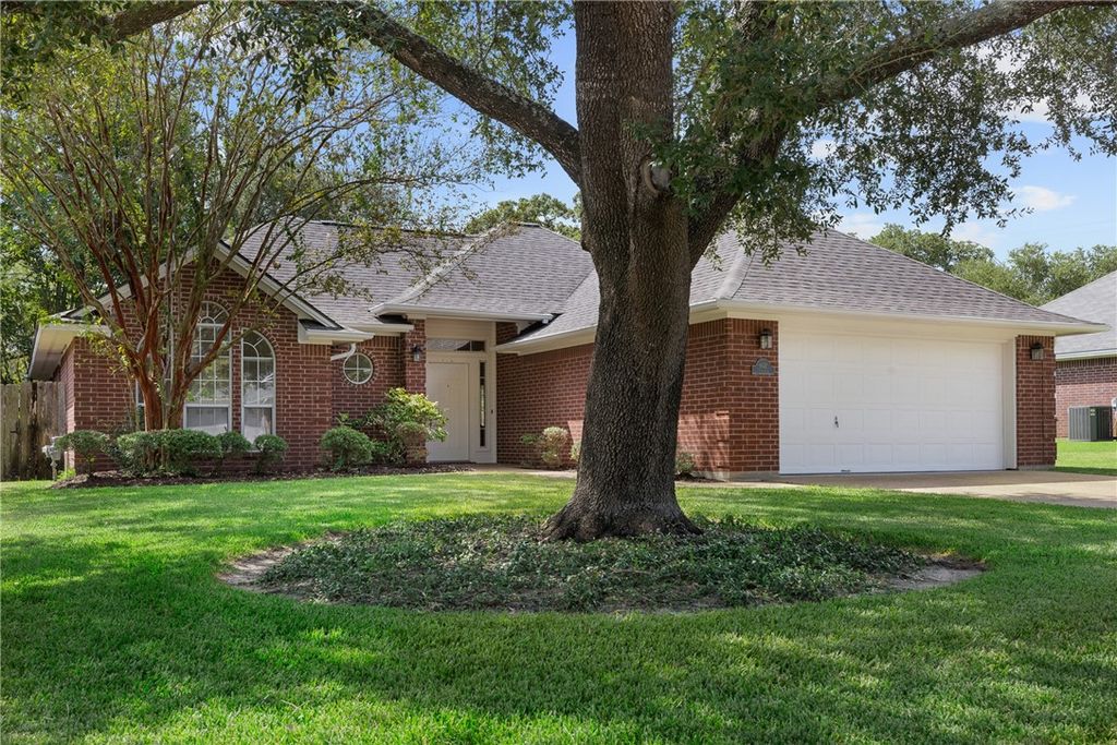 602 Yorkshire Drive, College Station, TX 77845 — exterior