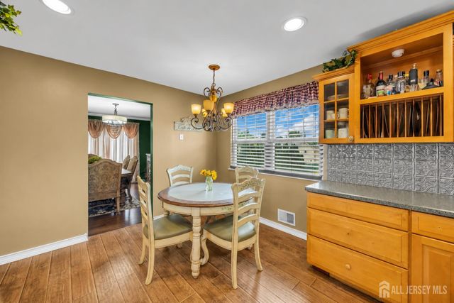 12 JAY Court, Hazlet, NJ 07730