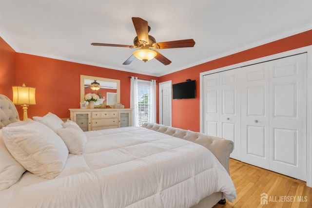 12 JAY Court, Hazlet, NJ 07730