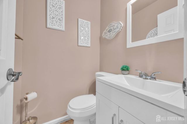 12 JAY Court, Hazlet, NJ 07730
