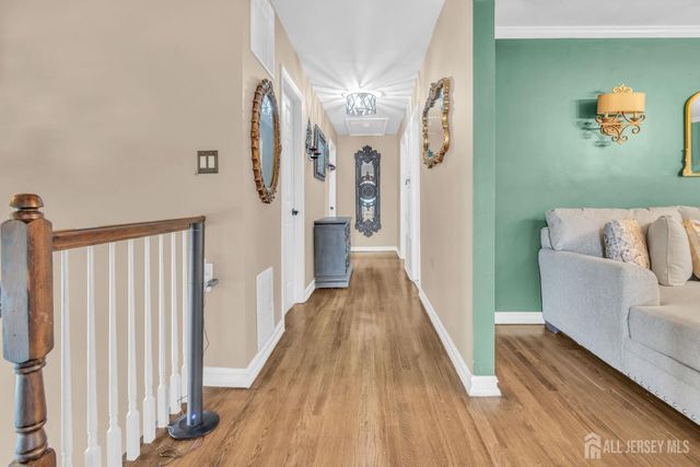 12 JAY Court, Hazlet, NJ 07730