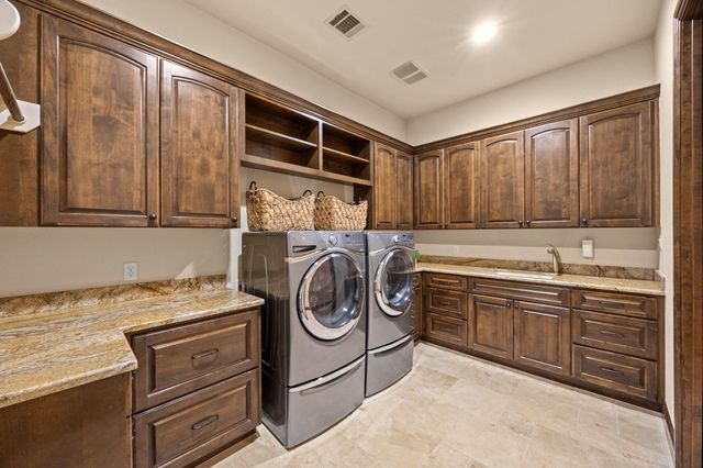 3809 Verano DR, Austin, TX 78735