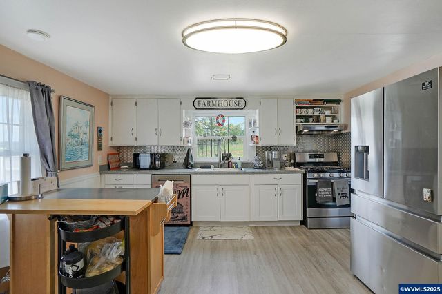 38591 Gilkey Rd, Scio, OR 97374
