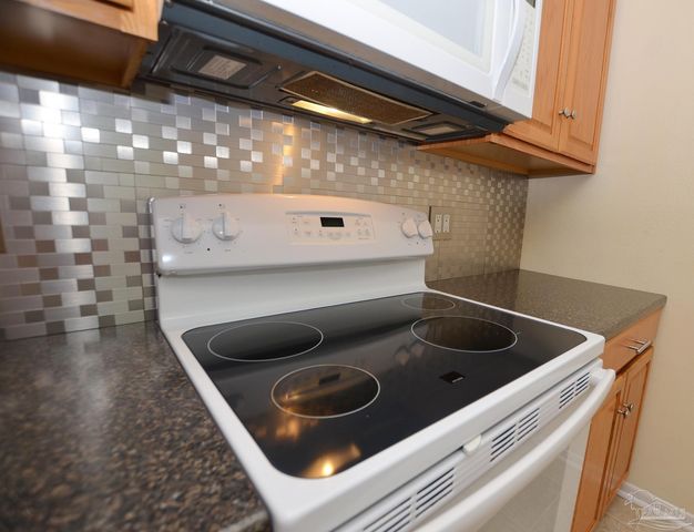 8613 Happy Valley Trl, Pensacola, FL 32514