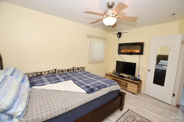 8613 Happy Valley Trl, Pensacola, FL 32514