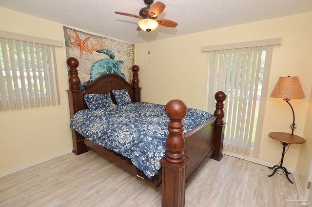 8613 Happy Valley Trl, Pensacola, FL 32514