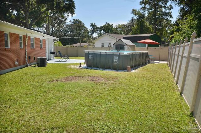 8613 Happy Valley Trl, Pensacola, FL 32514