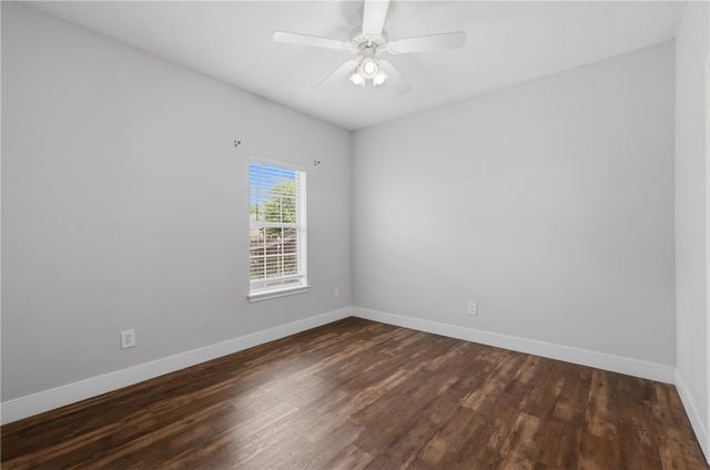239 Navarro Drive, College Station, TX 77845