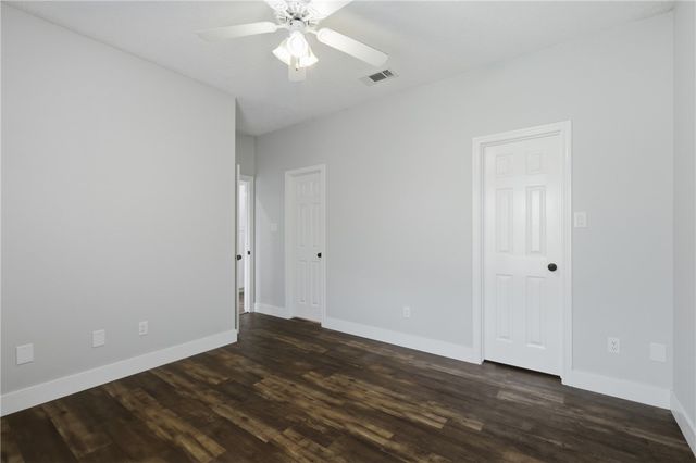 239 Navarro Drive, College Station, TX 77845