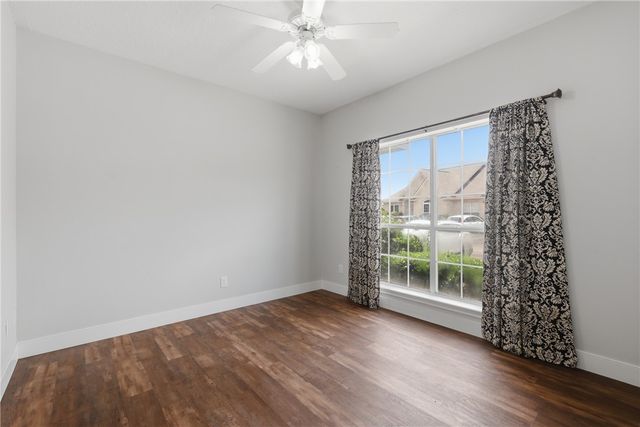 239 Navarro Drive, College Station, TX 77845