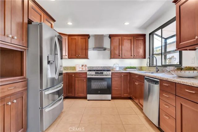 935 Main, El Segundo, CA 90245