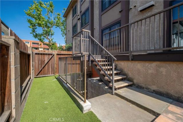 935 Main, El Segundo, CA 90245