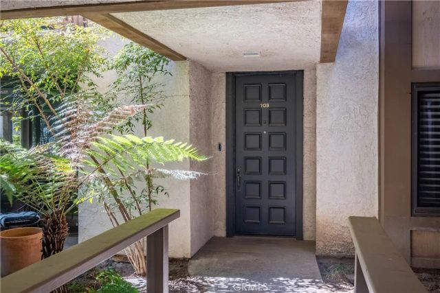 935 Main, El Segundo, CA 90245