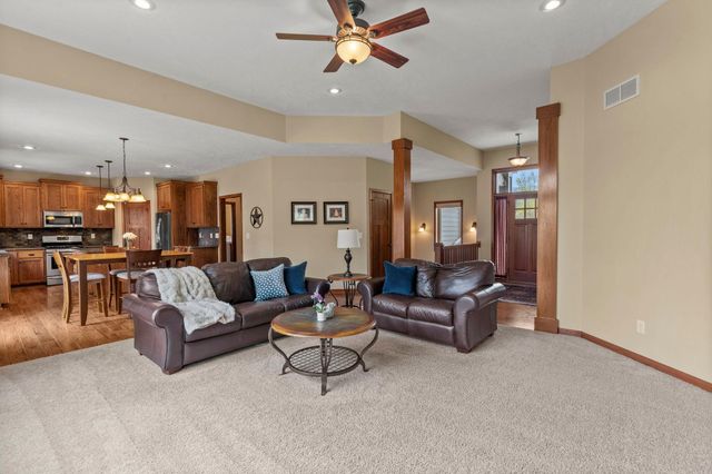 13317 Quebec Avenue, Savage, MN 55378