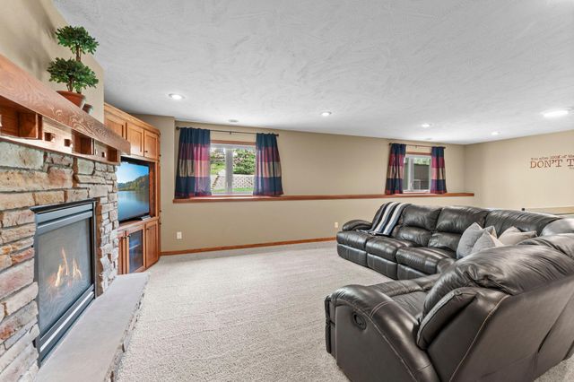 13317 Quebec Avenue, Savage, MN 55378