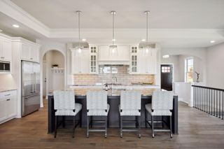 6369 Lakeside Drive, Victoria, MN 55318
